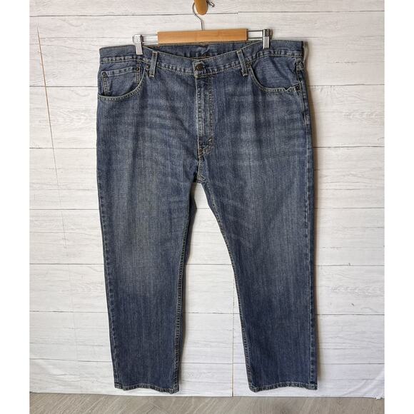 Levis Jeans Mens Size 42 X 30 Relaxed 559 Straight Leg 100% Cotton Denim - Picture 3 of 16